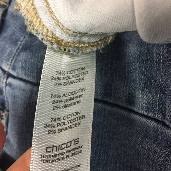Chico's Capris Jeans Size 0.5 - Picture 9 of 13